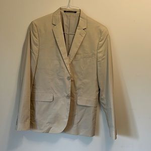 Rarely used. I am selling because the size small to me